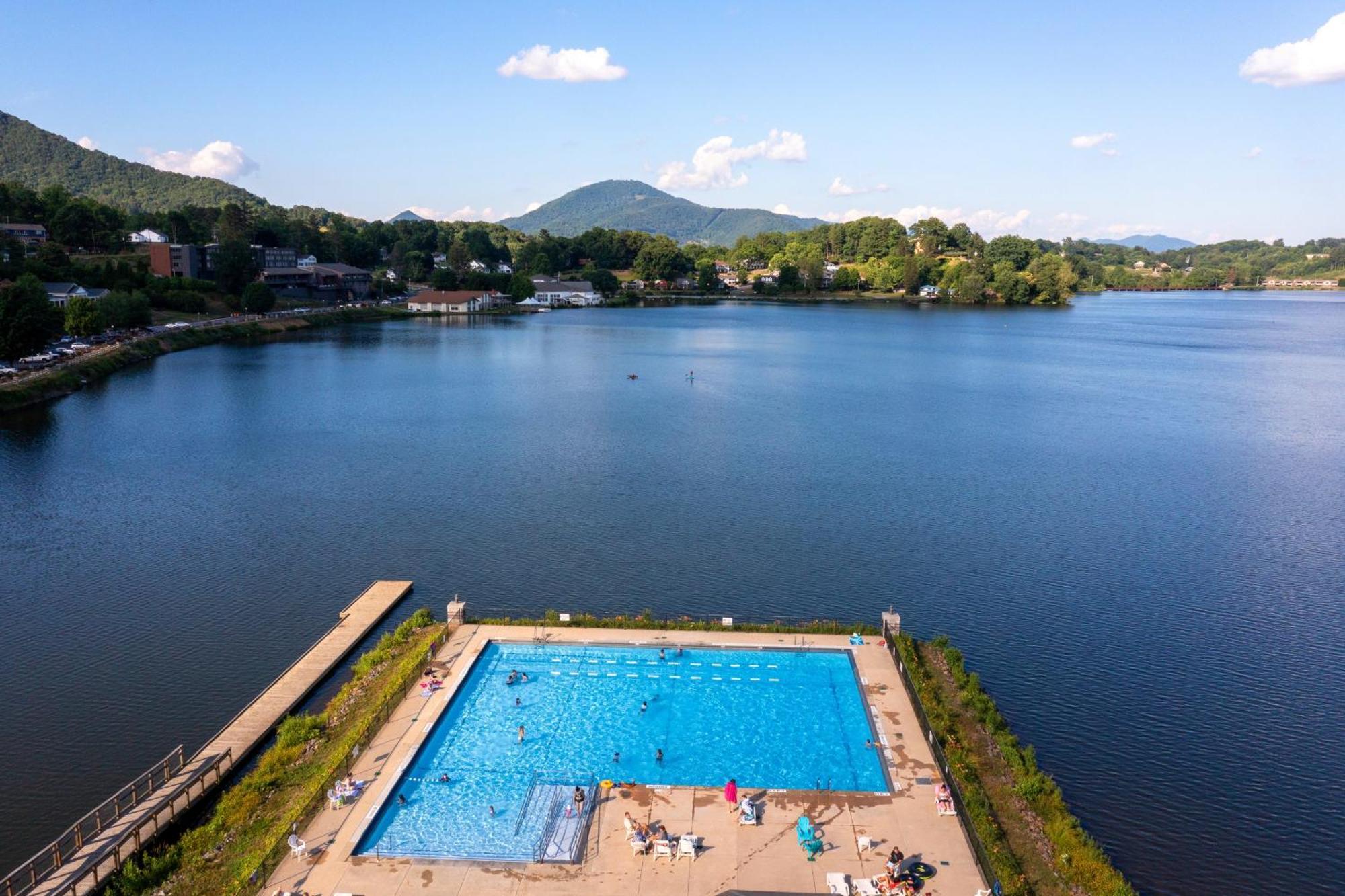 Mountain Peace Villa Lake Junaluska Exterior photo